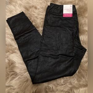 Leather-like leggings